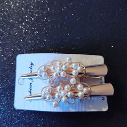 Pink Hairclips New $2