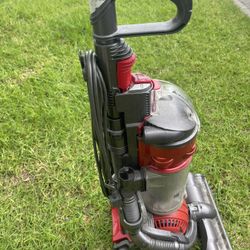 Vacuum Cleaner *USED*