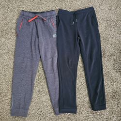 2 Boy Size 14 16 XL Russel ALL-IN-MOTION Black grey Play Pants Joggers athletic 

Lot of 2 includes - 
All In Motion, grey , Size XL 14/16, Elastic wa