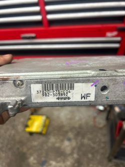 1996-99 Acura integra Manuel ecu p75 obd2