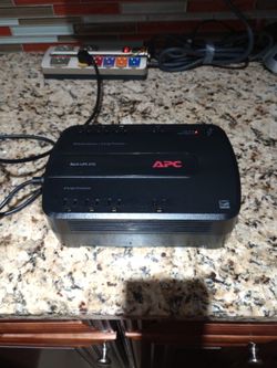APC Back-UPS 575 Battery Backup & Surge Protector 