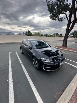 2017 Volkswagen E-Golf
