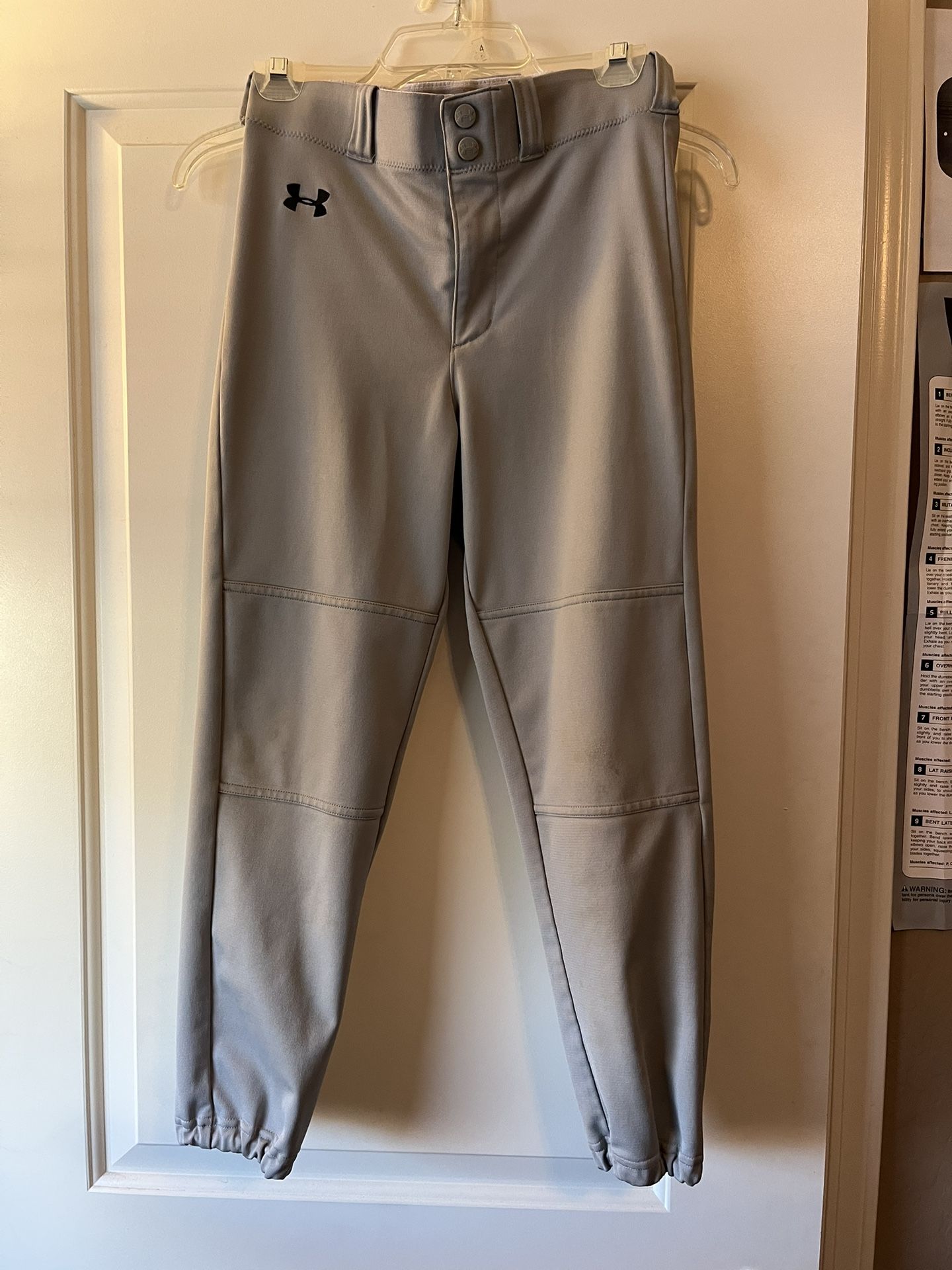 Under Armour Youth Medium Baseball Pants with belt loops