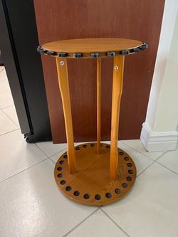 Pool stick holder