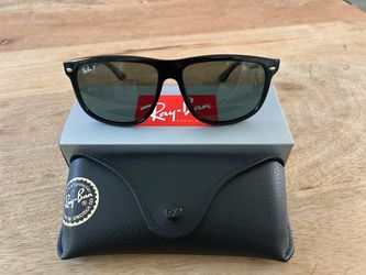 NEW RAY-BAN RB4147 BOYFRIEND Black Square UNISEX - 60 mm Sunglasses