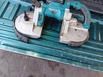 Portable Band Saw Makitaa