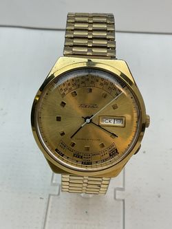 Retro Vintage Soviet Russian RAKETA Perpetual Calendar Watch 