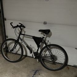 Trek Mountain Bike 