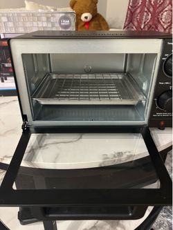 Mainstays 4-Slice Toaster Oven – Fits 9” Pizza