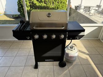 Outdoor Grill & 2 Propane Tanks