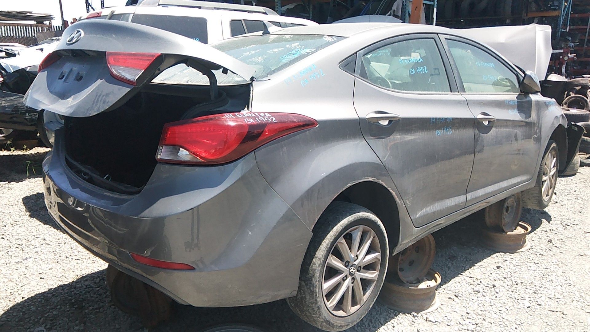 2014 Hyundai Elantra automatic for parts only