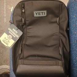 YETI CROSSROADS BACKPACK 35(BLACK)(NEW W/ TAGS)