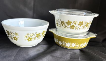Pyrex Set See Desc