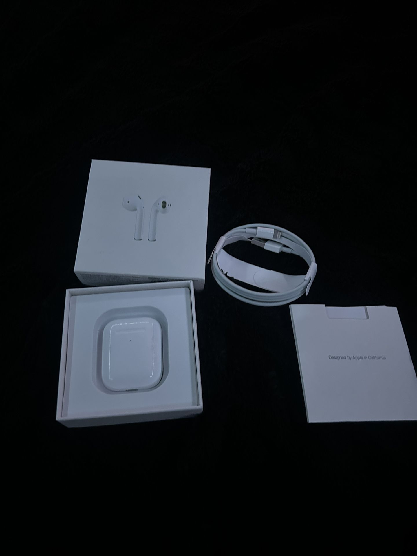 AirPods