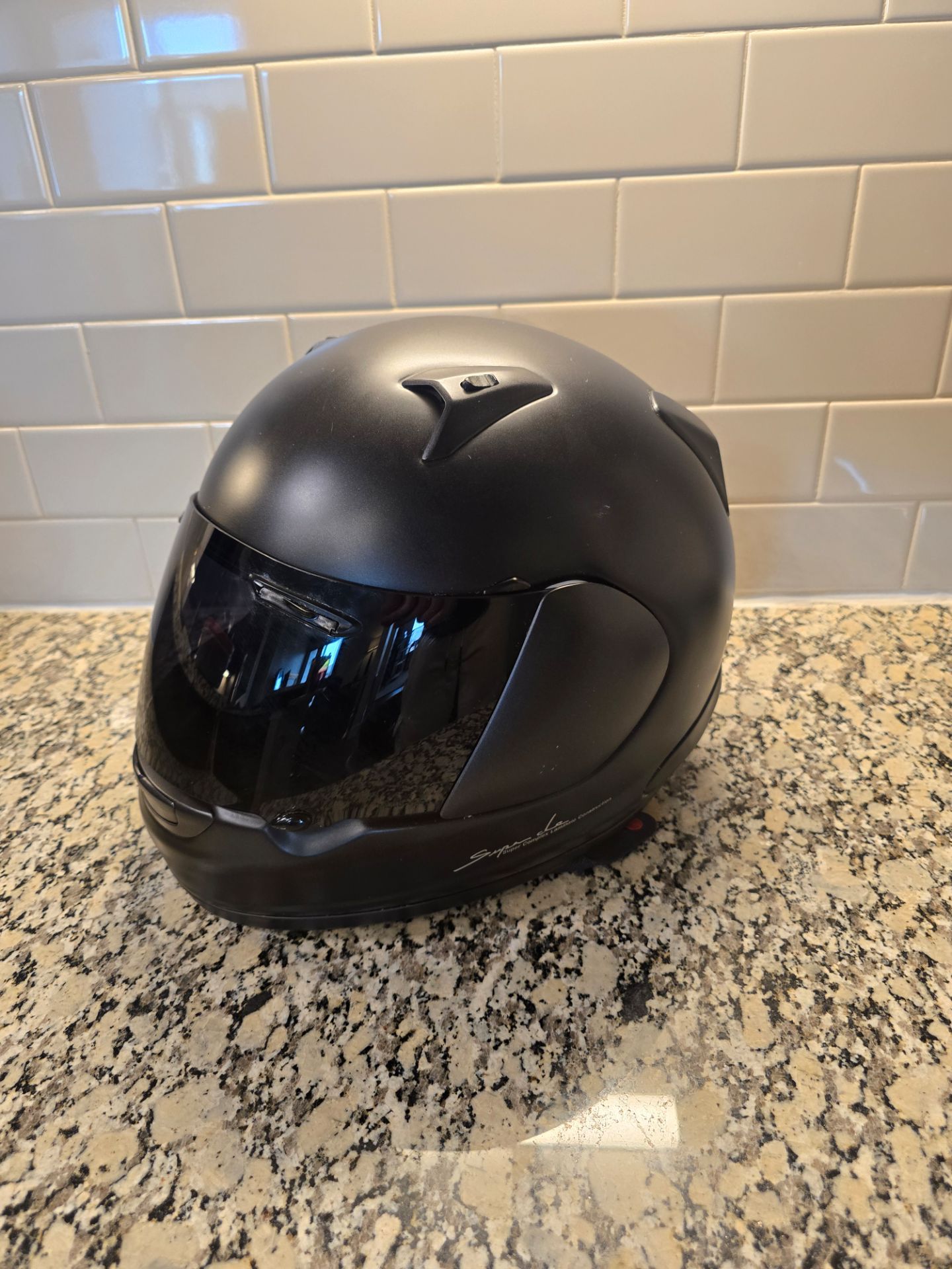 Arai RX-Q Matte Black Motorcycle Helmet – Medium