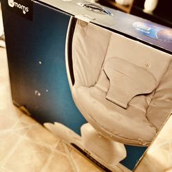 4 Mom mamaRoo®4 multi-motion baby swing