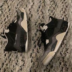 Beaters Jordan 4 Fear 