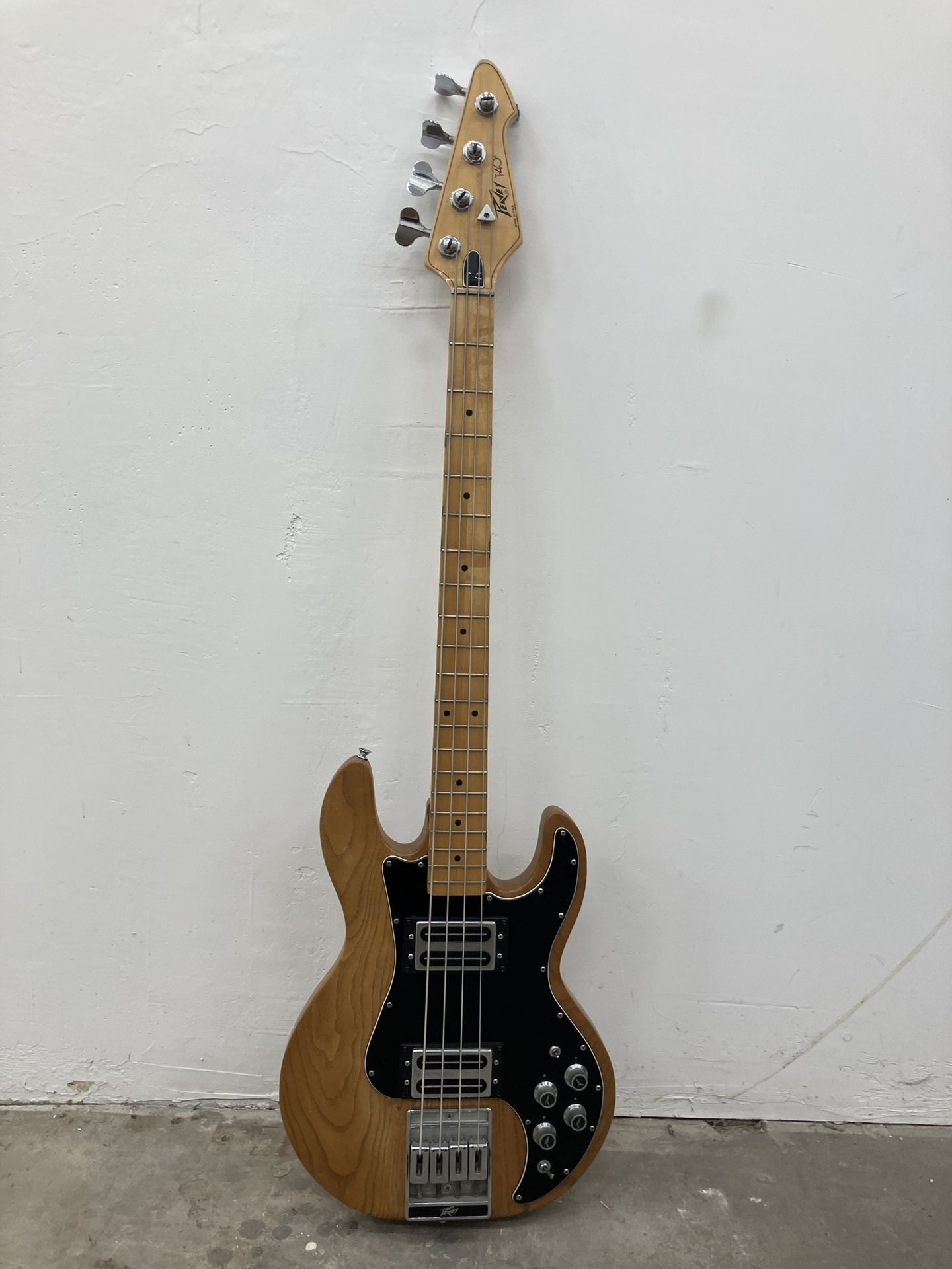Peavey T-40