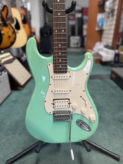 Ashland by Crafter Stratocaster - Electric Guitar