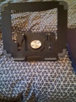 2023 laptop  hp working great computer stand