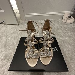 Badgley Mishka Laney Satin Nude Heels -Size 6.5