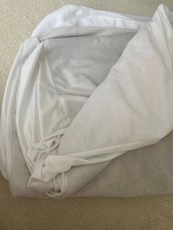 Twin Size Mattress Protector 