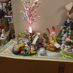 BRAND NEW ASSORTED EASTER PLUS ANNALEE DOLLS MAKE OFFER 