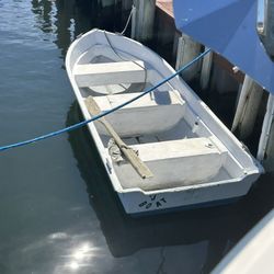 12 Ft Fiberglass Boat