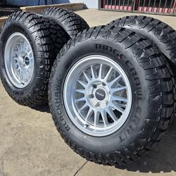 17" FALCON rims w- 33" Ridgecrawler RT tires