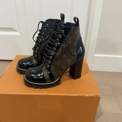 Louis vuitton ankle boots