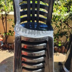 Free Chairs