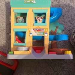 Sesame Street Round the Neighborhood Ball Drop Playset Toddler Toy Sound Works