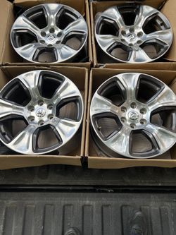2019 Ram 1500 OEM Rims