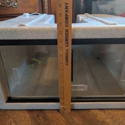 Vision Tank. Aquarium Cage 