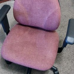 Adjustable Swivel Office Chair 