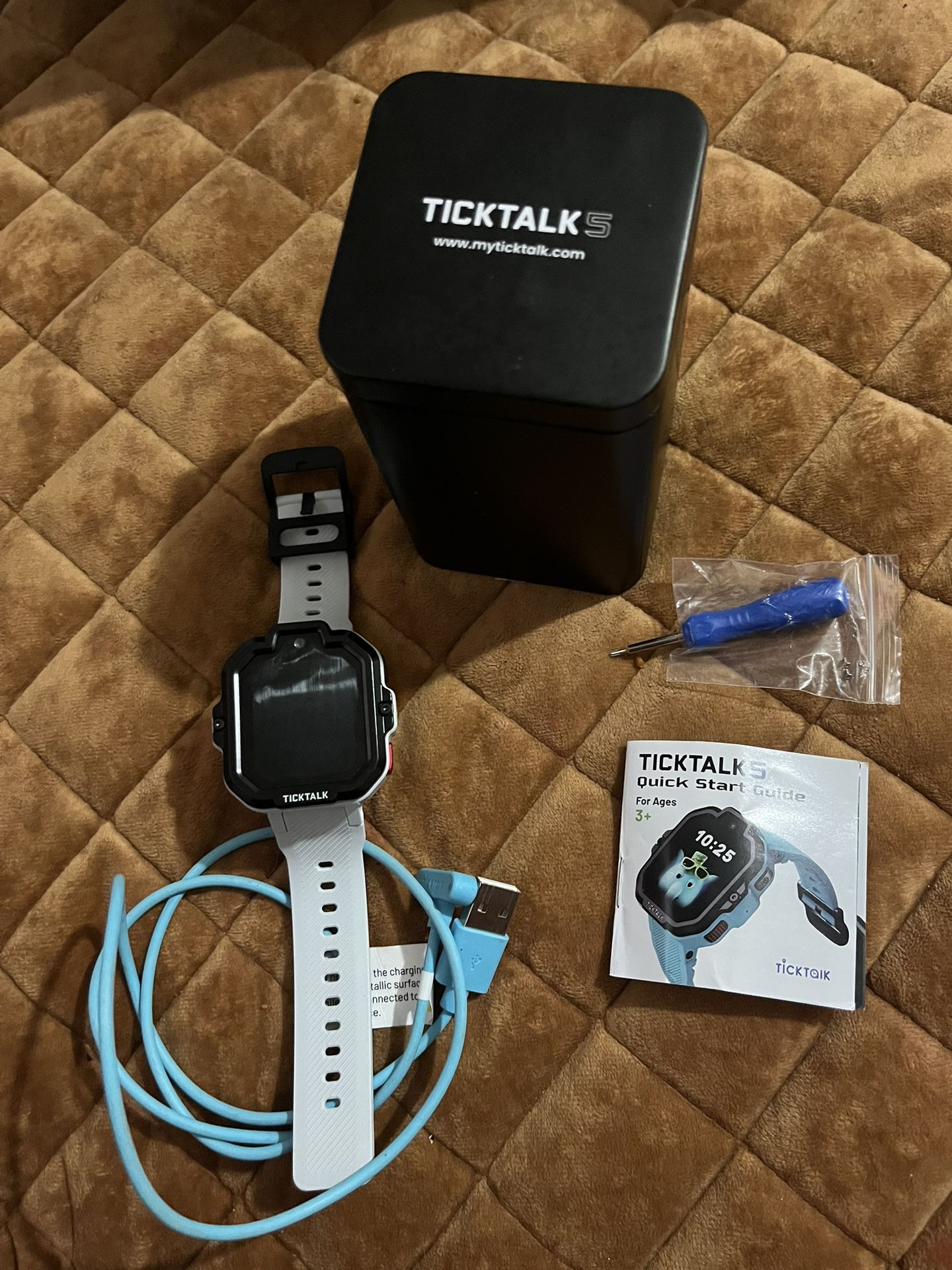 Tiktalk 5 Watch For Kids- Barely Used! Gps, Video, Text And Call