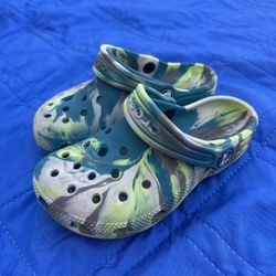 Child Crocs size C11