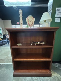 3-shelf bookcase from the Sauder Select