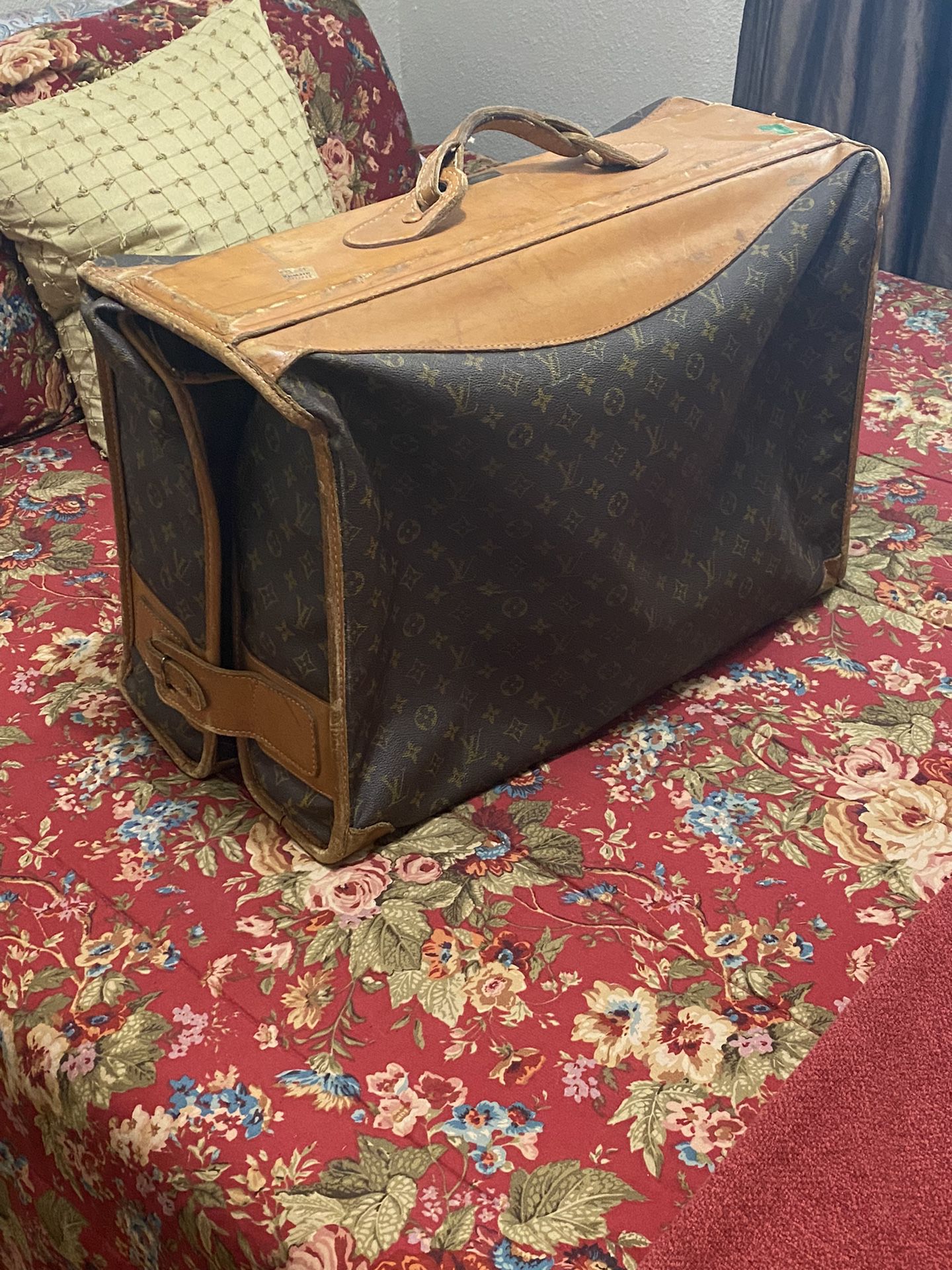 Louis Vuitton, Bags, Louis Vuitton Vintage Luggage With Wheels