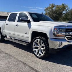 2018 CHEVY SILVERADO LT