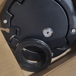 Locking GAS Cap Cover For Jeep