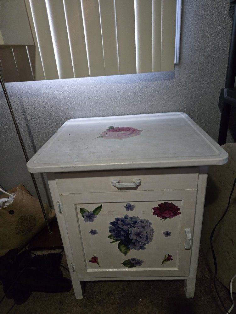 Kitchen Island Vintage With Porcelain Top