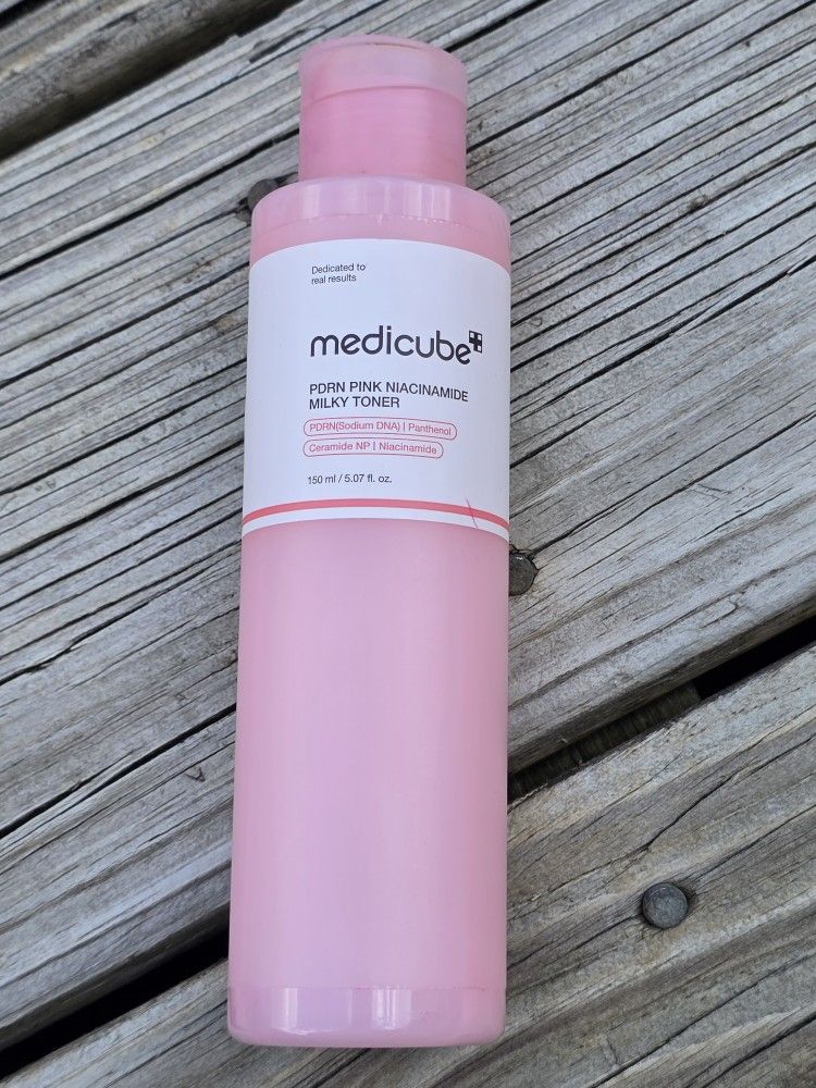 Medicube Porn Pink Niacinamide Milky Toner