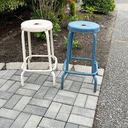 Free Stools