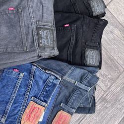 Levi’s Jeans Lot – 514 / 502 / 501 – $20 EACH 🔥