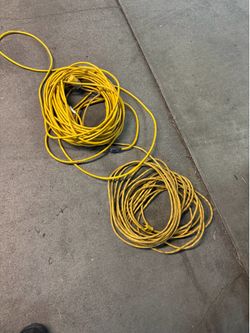 2 working  extension cords