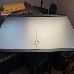 Alienware 15 R4