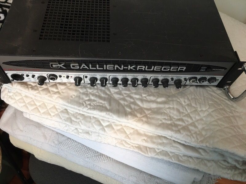Gallien Krueger 700rb bass amp head (for parts)