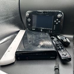 Nintendo Wii U 32GB Console Bundle