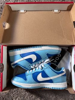 Nike dunk low retro qs. Argon blue Size: 8.5 women